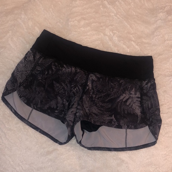 lululemon athletica Pants - LULULEMON shorts